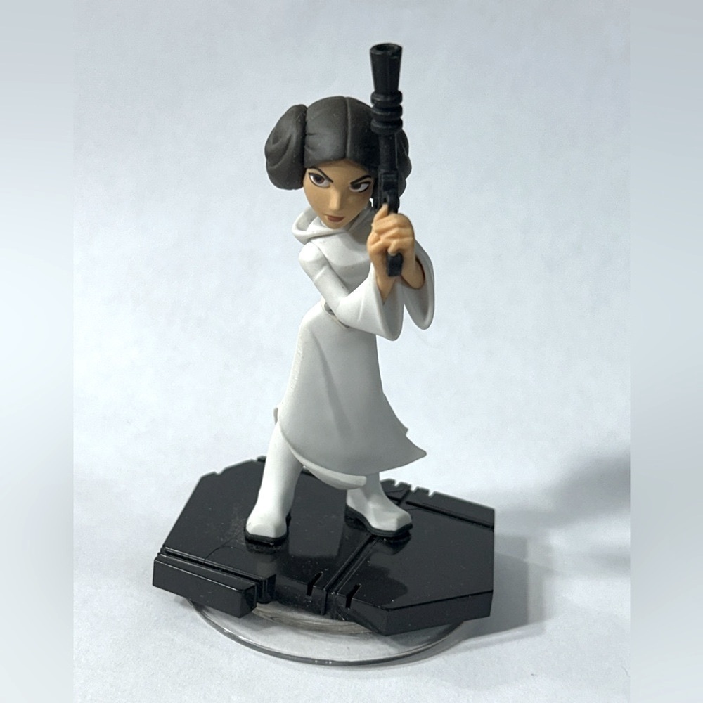Disney Infinity 3.0 x Star Wars - Leia 💪 Buy 4 $14 Figures Get TWO $14s FREE